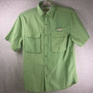 Mens Medium Realtree Vented Fishing Button Up Shirt - Green Short Sleeves Pocket